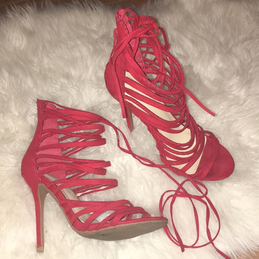 Wild Diva Red Hh Sz 7